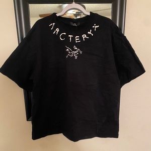 Arcteryx Mens XL shirt